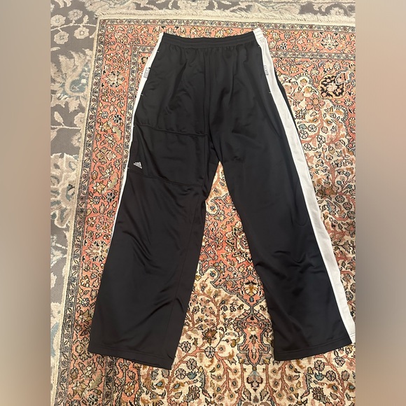 ADIDAS black basketball pants - Picture 7 of 8